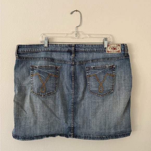 YMI Dresses & Skirts - Vintage Y2K Plus Size YMI Light Blue Denim Low Rise Mini Skirt Womens Size 20